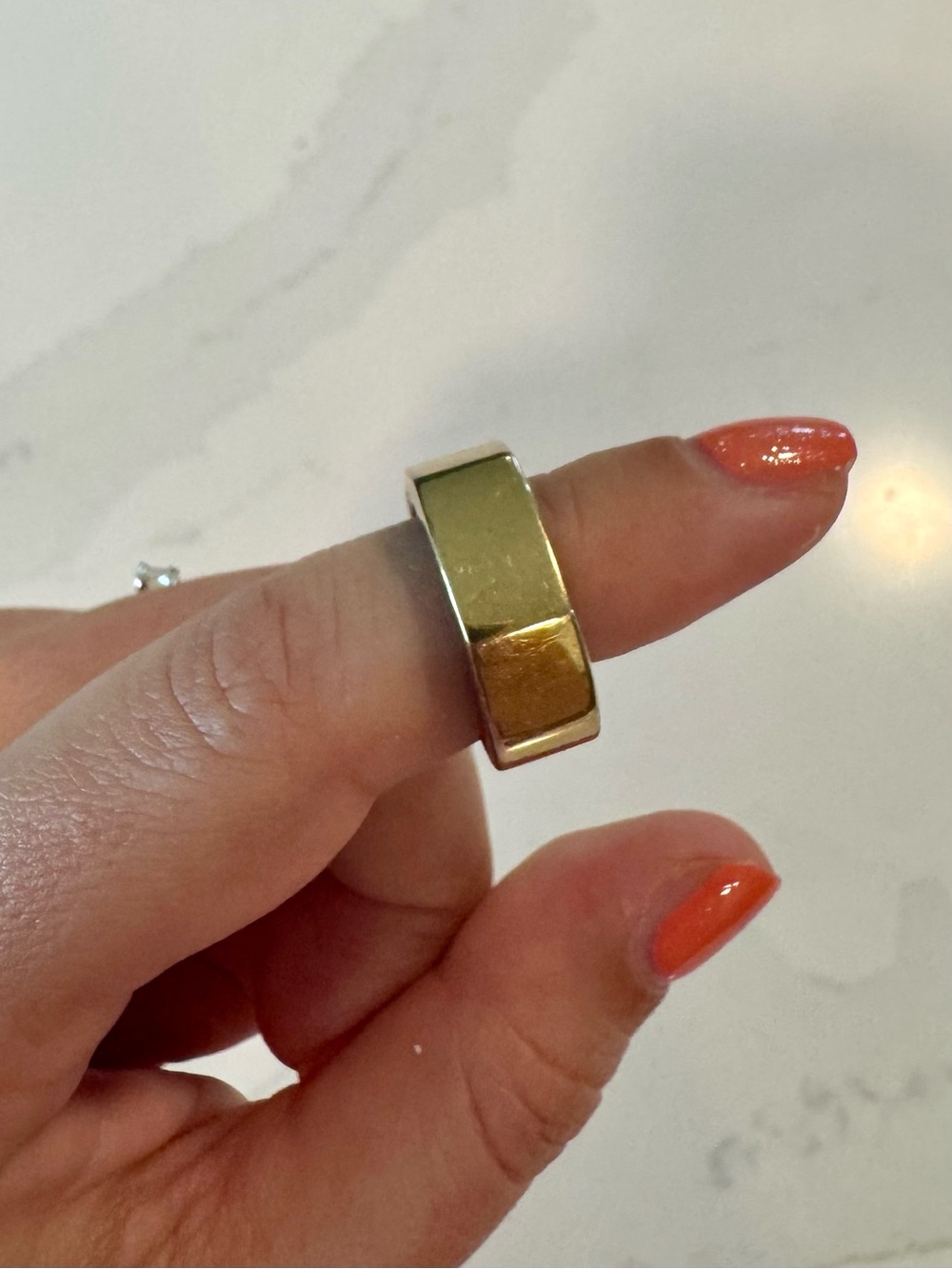 Oura Ring Gen 3 Heritage Size 6 Gold